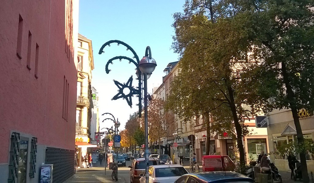 Weihnachtsschmuck in der Berger Straße