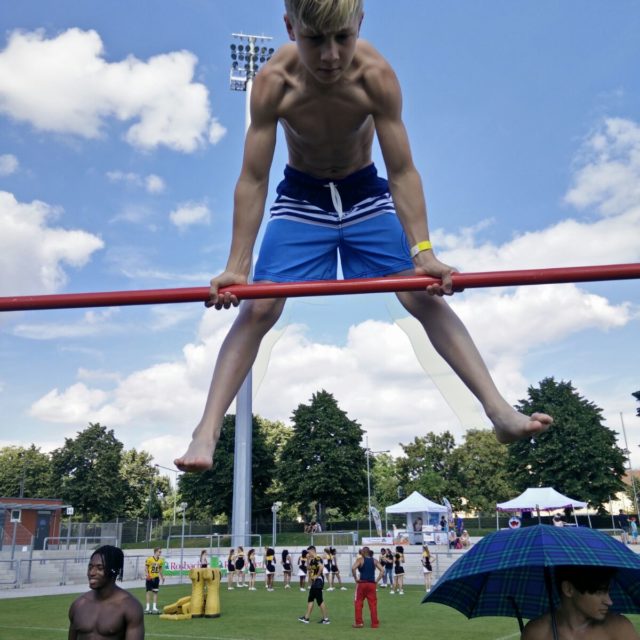 Lust auf Bewegung bei der Open Air Sportsparty mit TG Bornheim und Calisthenics Frankfurt